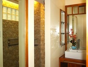 Coral Garden Beach Resort Puerto Galera Εξωτερικό φωτογραφία